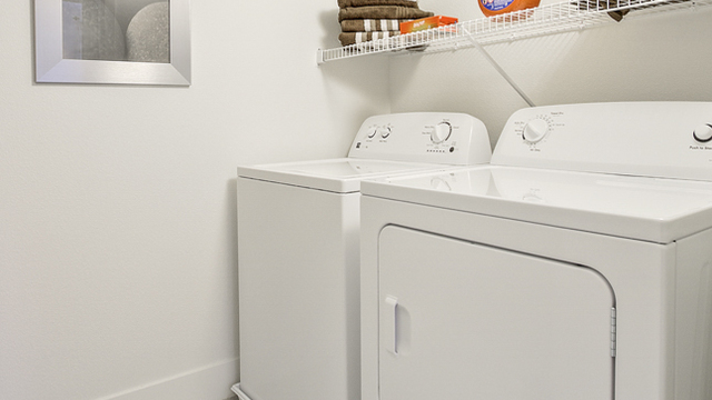 Evolve Apartments - Personal Washer and Dryer